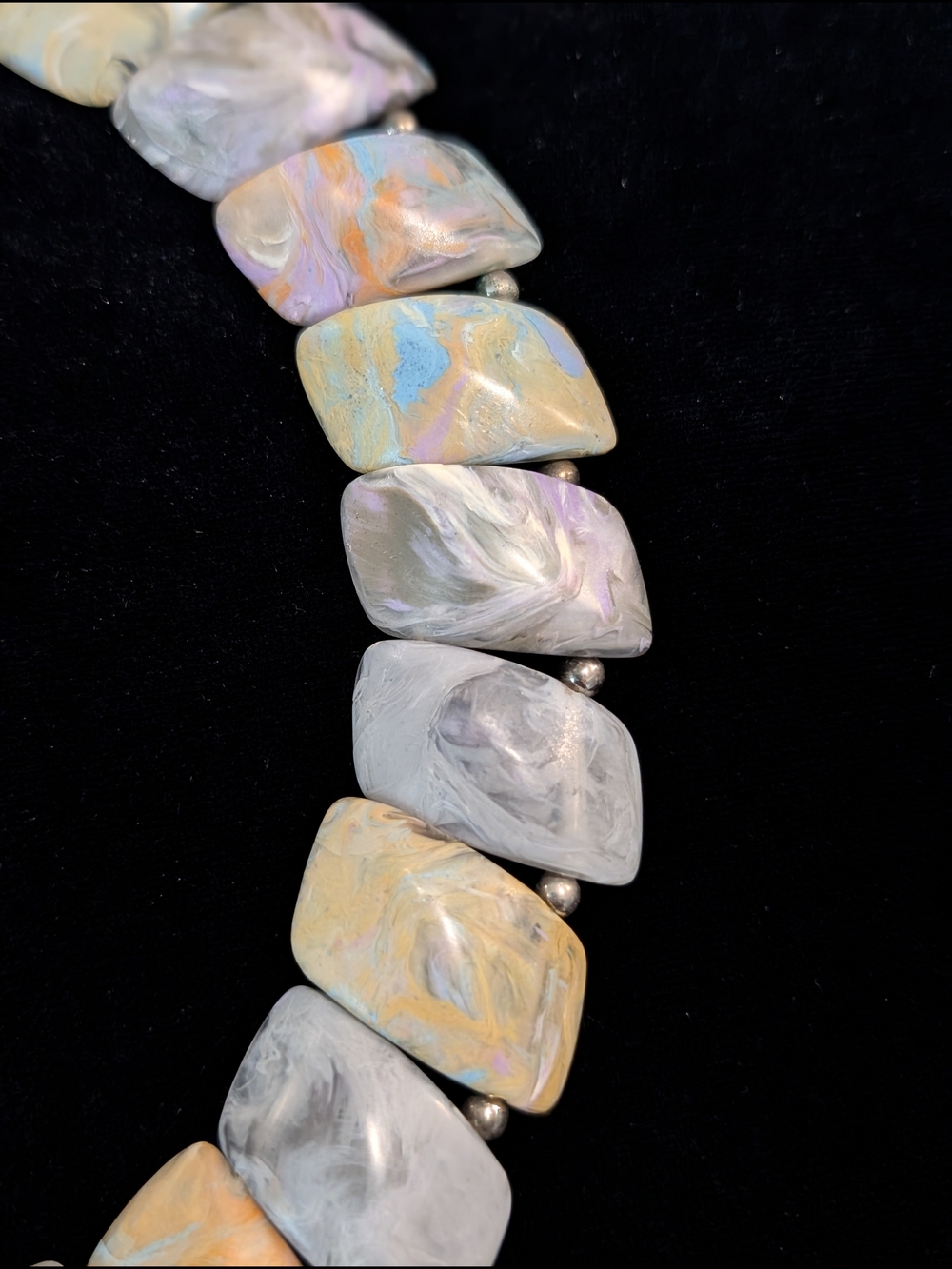 Multicolor Marbled Resin Faux Angled Stone Statement Choker Round Necklace - Picture 3 of 10